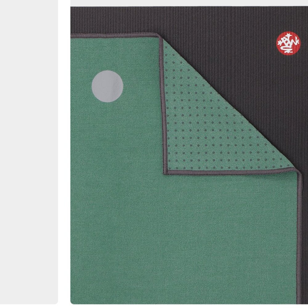 Manduka Yogitoes hot yoga towel EUC wasabi color 2 towels